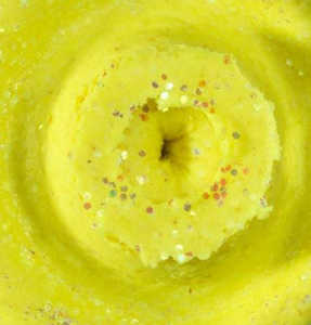 Bild på Powerbait Sinking Glitter Trout Bait Sunshine Yellow